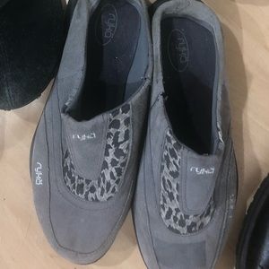 RYKA Echo Cheetah Print Mule Shoe Size: 10 Grey Slip Ons